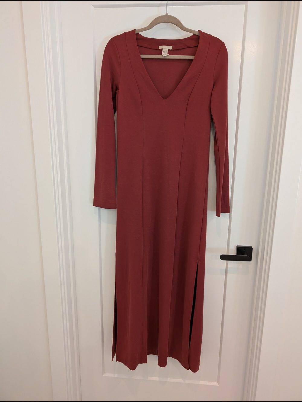 H&M Brick Red V-Neck Long Sleeve Maxi Dress